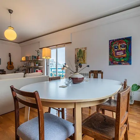 Sunny 2Bdr Apartment W/Balcony By Lovelystay * Carcavelos (Lisbon)