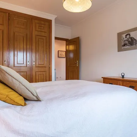 Sunny 2Bdr Apartment W/Balcony By Lovelystay * Carcavelos (Lisbon)