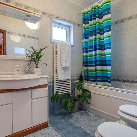 Sunny 2Bdr Apartment W/Balcony By Lovelystay Apartamento
