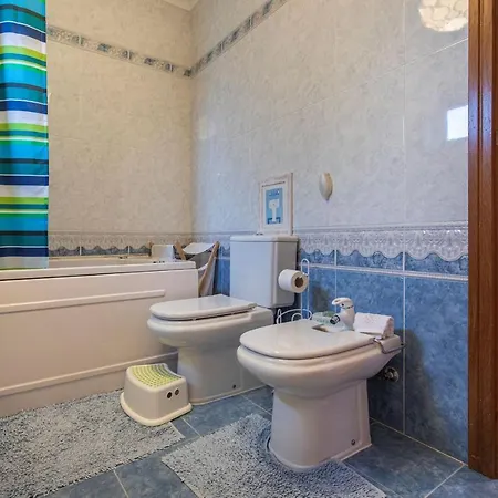 Sunny 2Bdr Apartment W/Balcony By Lovelystay Apartamento Carcavelos (Lisbon)