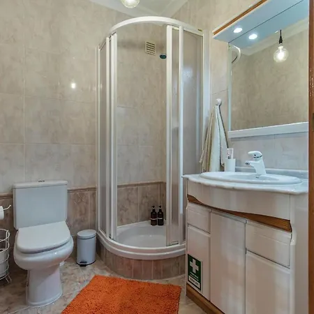 Sunny 2Bdr Apartment W/Balcony By Lovelystay Apartamento